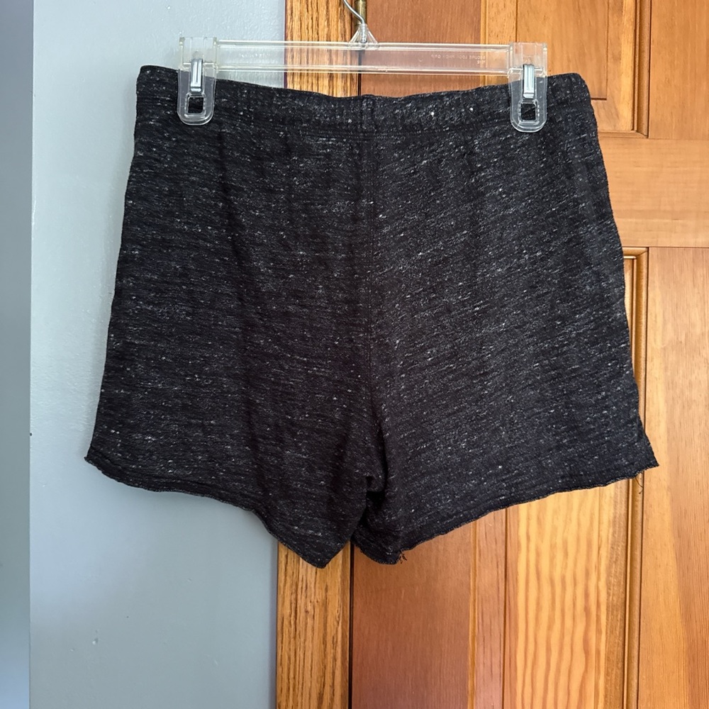 Lounge shorts - Picture 2 of 3
